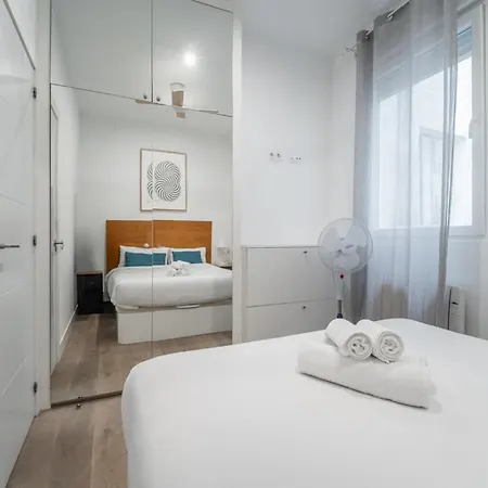 Bright And Cozy 2Bd 2Bt Granvia-3